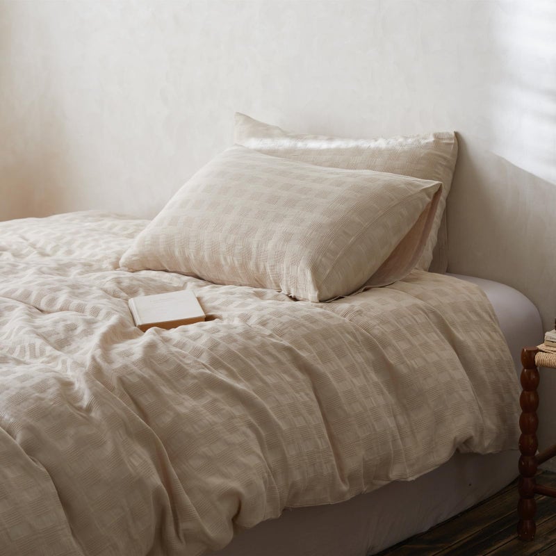BISELINA 100% Cotton Duvet Cover Set Waffle Weave 3PCS (1 Comforter Cover, 2 Pillow Shams) Reversible Soft Skin-Friendly Breathable Shabby Chic Bedding for All Season - Khaki, Queen Size - Image 1